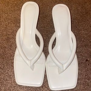 White flip flop heal